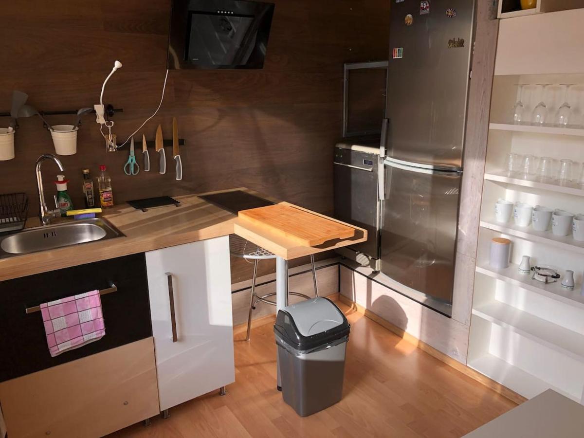 Vanalinna Apartment Талин Екстериор снимка